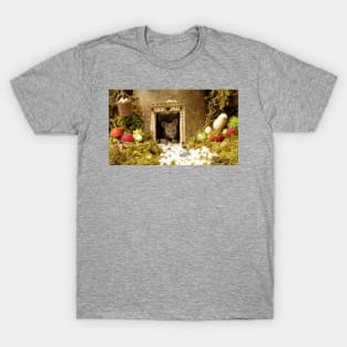 George the mouse in a log pile house T-Shirt